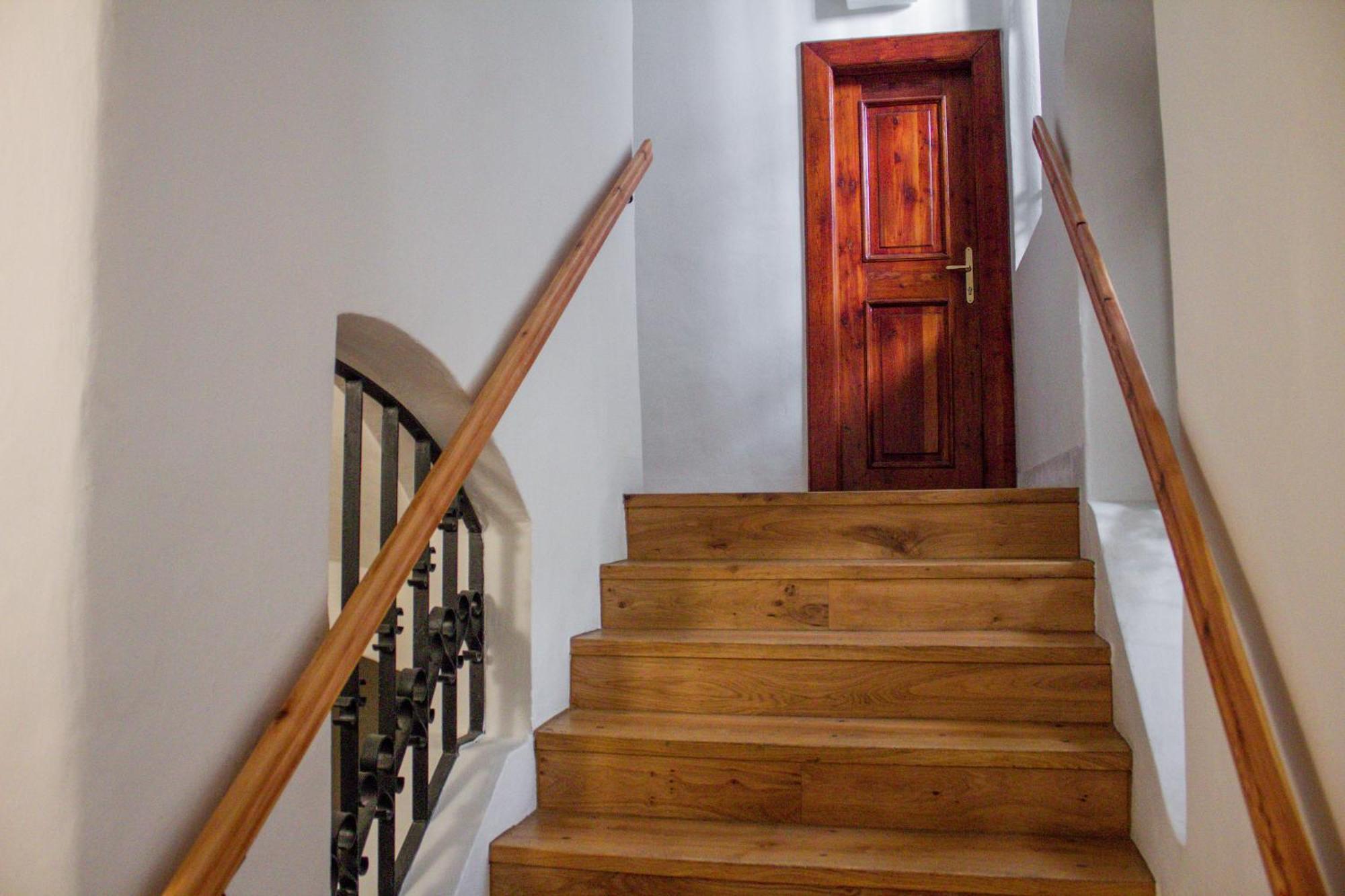 At The Blue Lion & Parking Assistance Apartment Прага Екстериор снимка